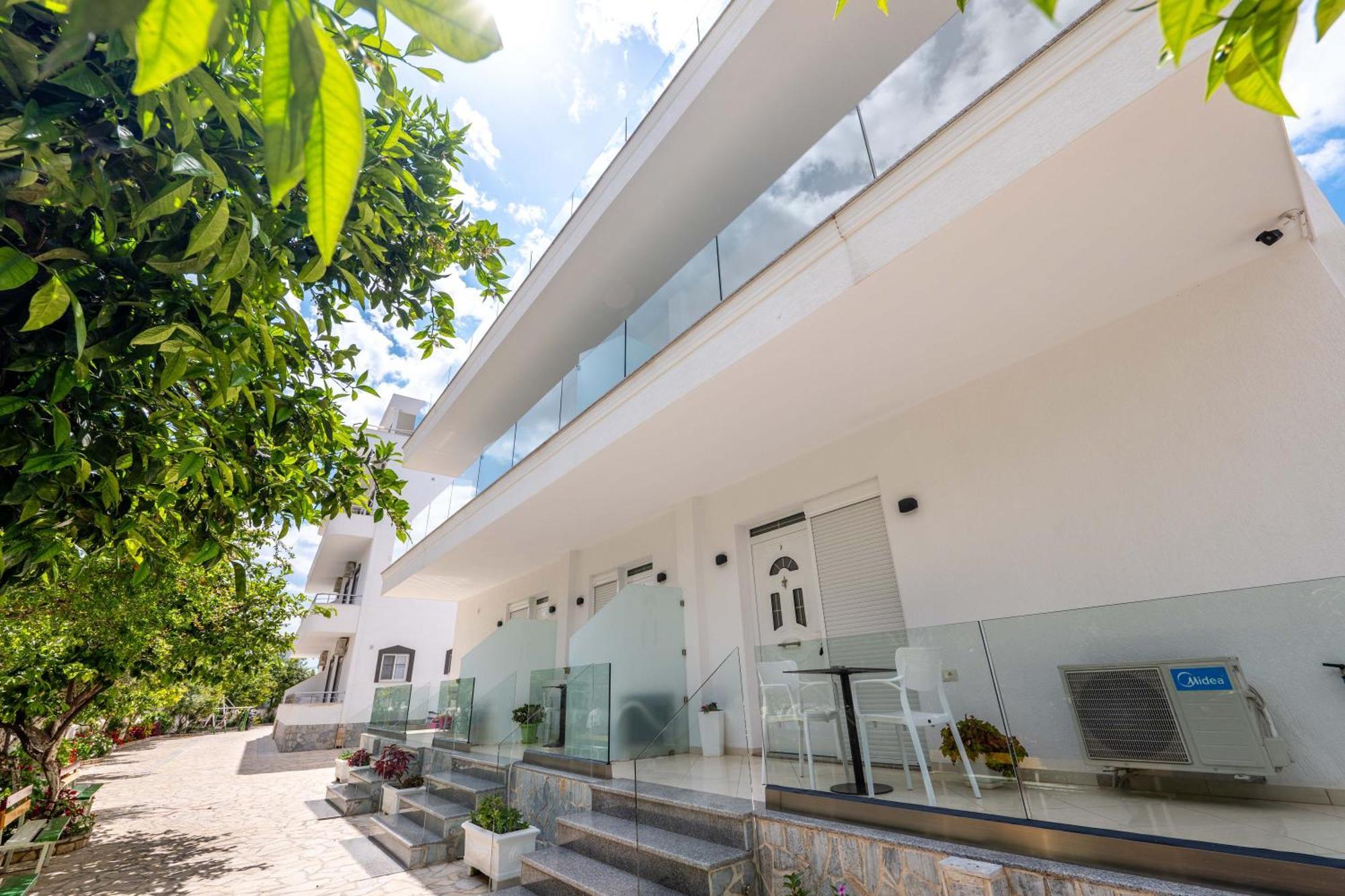 Apartments Margarita Ksamil Extérieur photo