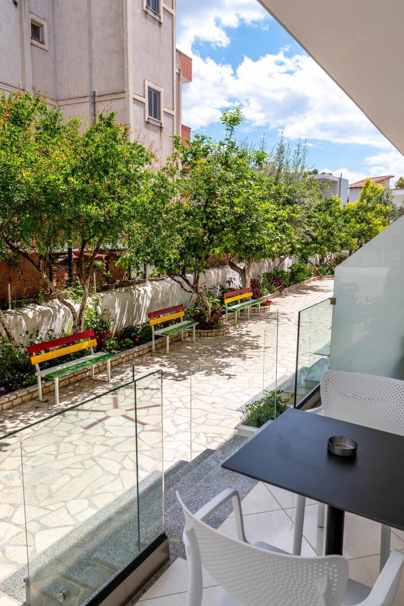 Apartments Margarita Ksamil Extérieur photo